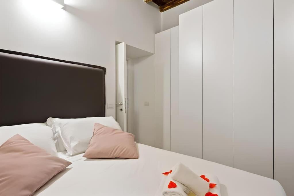 Hostme Piazza Navona Apartament Roma Esterno foto