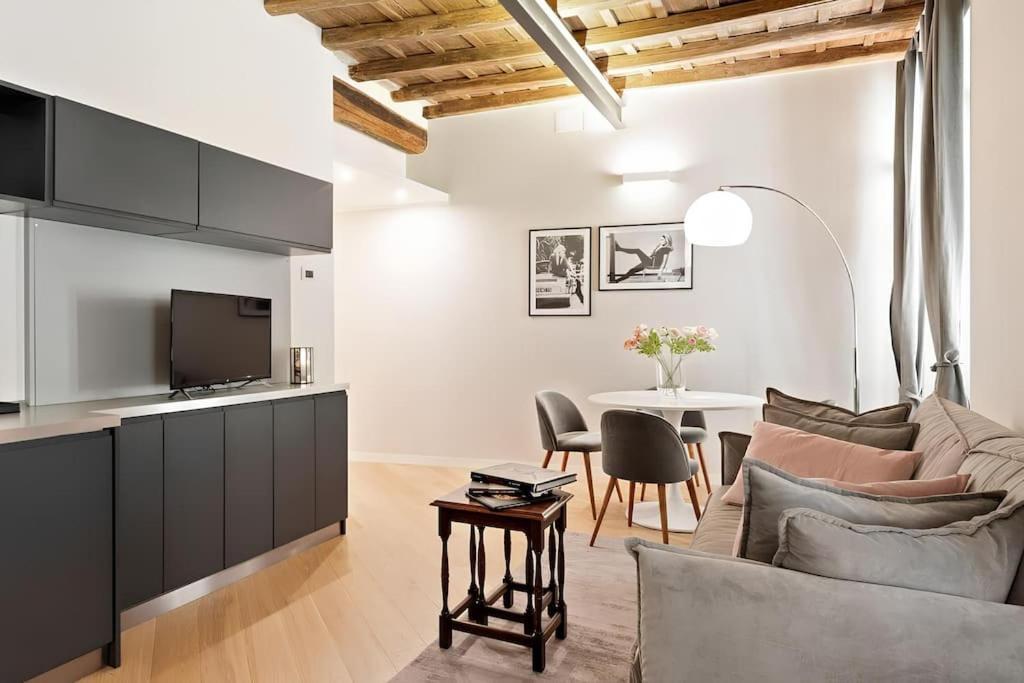 Hostme Piazza Navona Apartament Roma Esterno foto